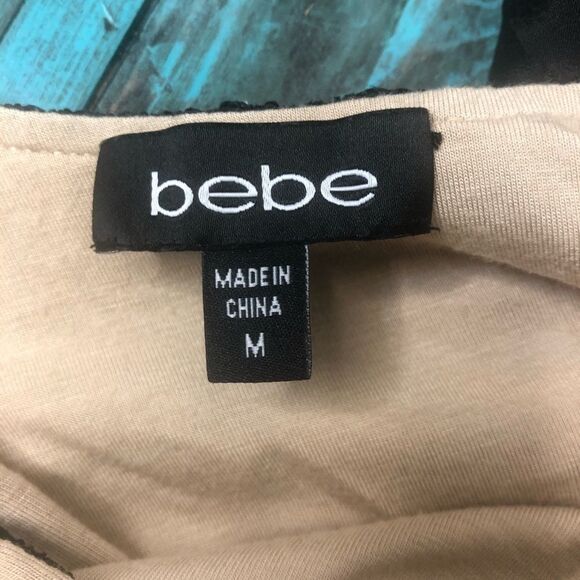 Bebe Lace Pleated Dress Size Medium - Picture 10 of 11